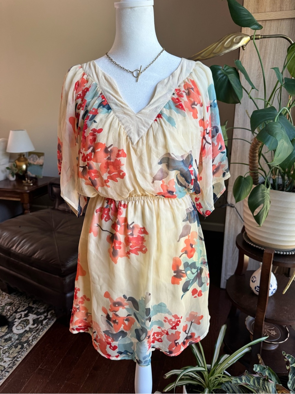 Floral V-Neck Short Dress in Cream with Coral Accents